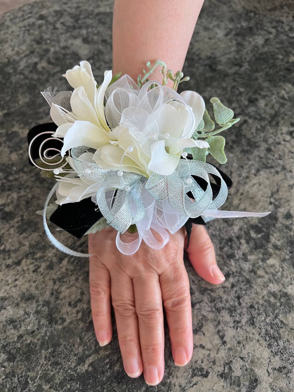 wrist corsage